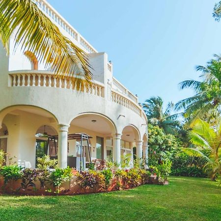 Saffronstays La Casa Maestro, Kashid - Spanish-Style Luxury Villa Near Kashid Beach المظهر الخارجي الصورة